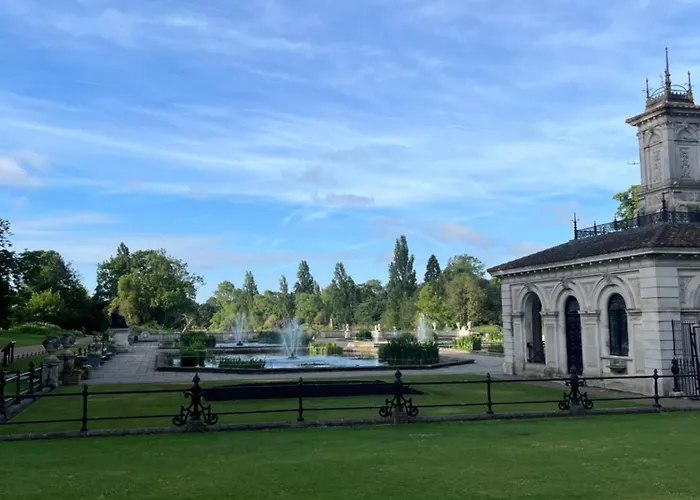 Hyde Park Great For Families 2Beds & 2Baths Flat Fantastic Location!